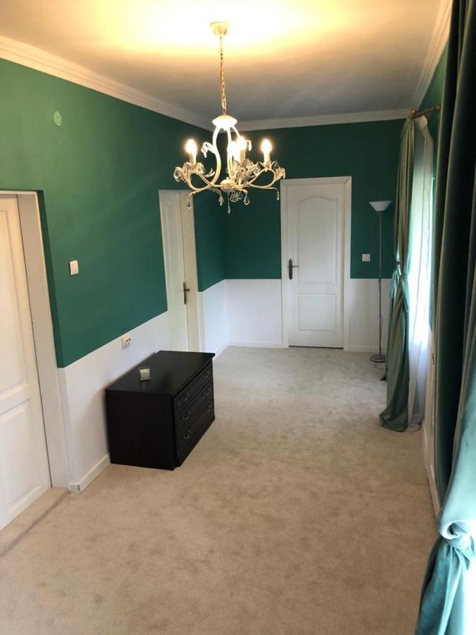 Texas House Guest House Novaci-Straini Luaran gambar