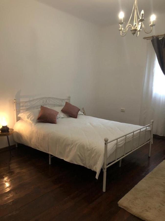 Texas House Guest House Novaci-Straini Luaran gambar